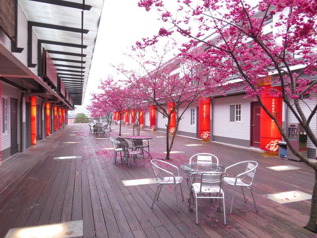 Sanyi Sakura Resort Extérieur photo