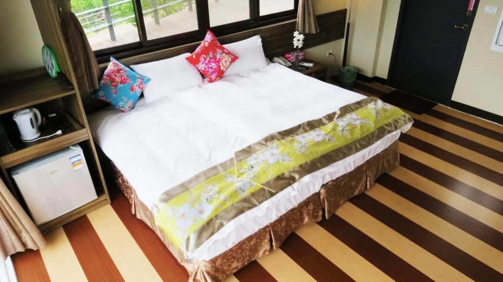 Sanyi Sakura Resort Extérieur photo